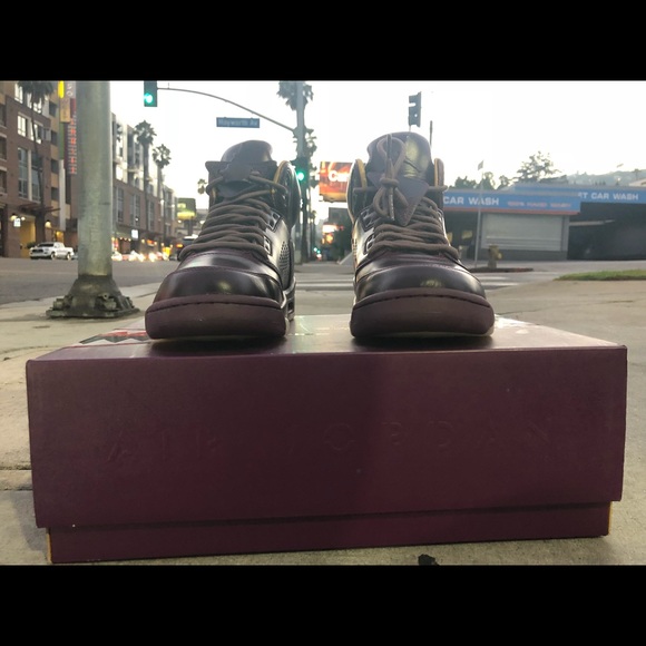 Jordan Shoes - Air Jordan 5 premium size 8.5